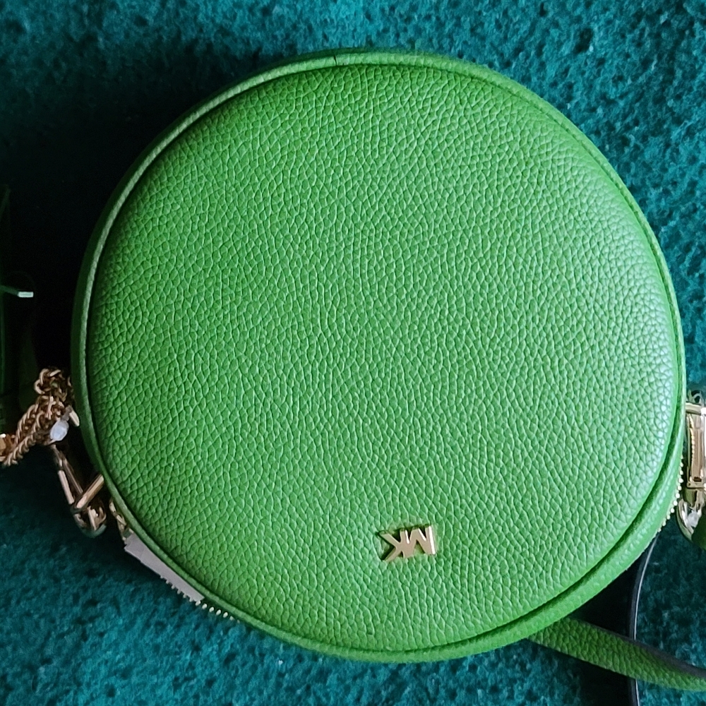 Purses - Picture 5 of 10